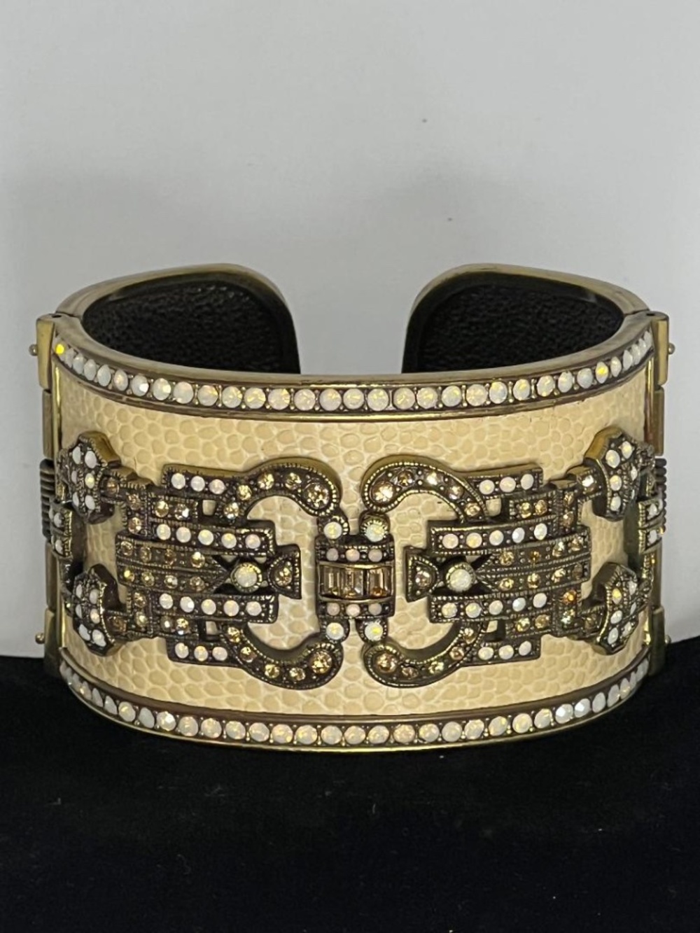 Heidi Daus 7 1/2" Newport Chic Double Hinge Cuff Bracelet NWOT